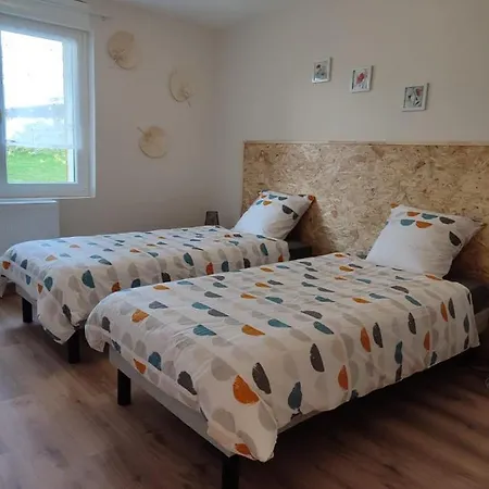 Les Tongs Des Pres, Au Coeur Du Parc Normandie Maine Livaie