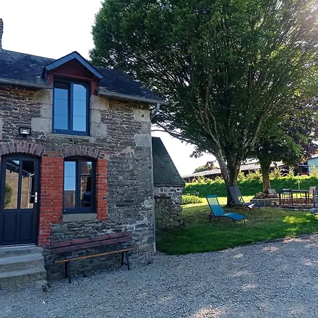 Les Tongs Des Pres, Au Coeur Du Parc Normandie Maine * Livaie