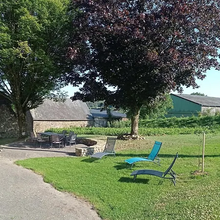Les Tongs Des Pres, Au Coeur Du Parc Normandie Maine